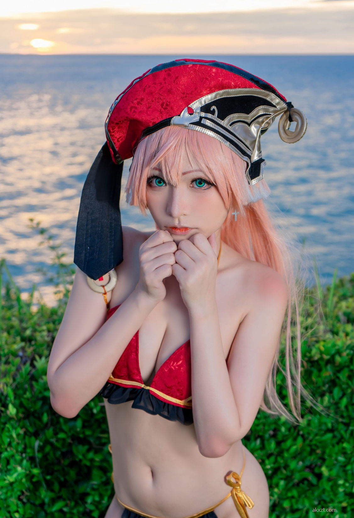 Bikini ͼ Yanfei ƷŮ ͼ Light Cosplayer P.1 