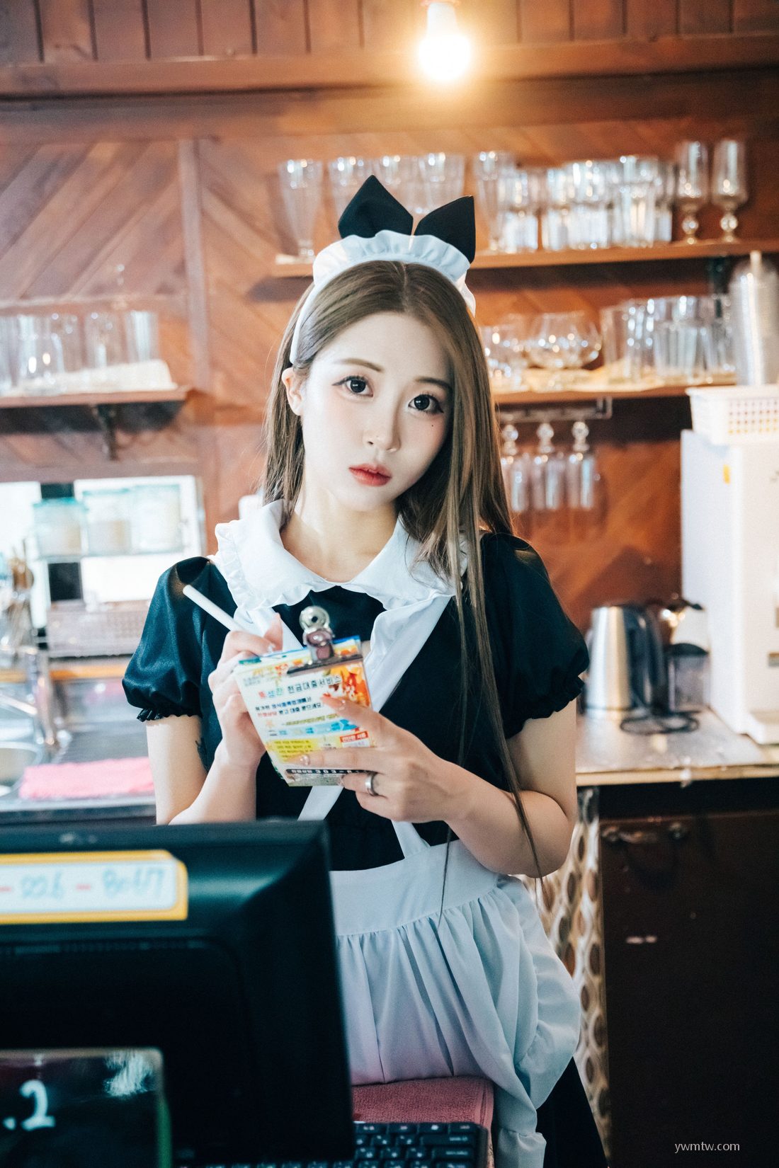 Bomi [ϺLoozyд] Maid cafe P.5